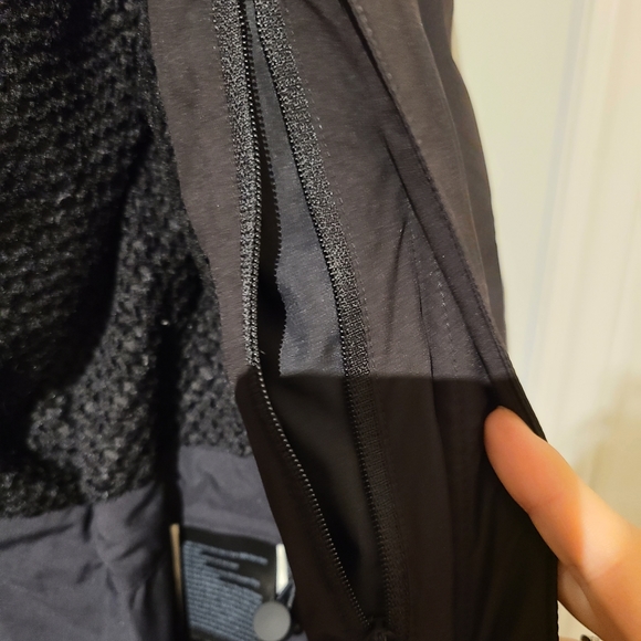 SOLD Lululemon Sleet Street Long Jacket - Picture 7 of 12